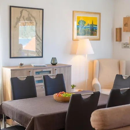 Sea & Wine With Terrace & Scenic Sea View, Punat