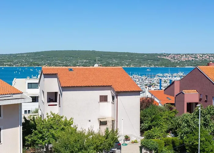 Sea & Wine With Terrace & Scenic Sea View,