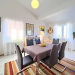 Apartamento Sea & Wine With Terrace & Scenic Sea View,